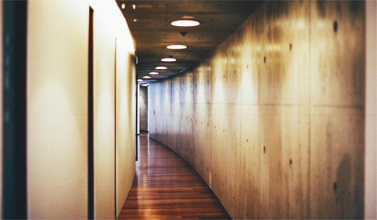 Rendere luminoso un corridoio-HOOLED
