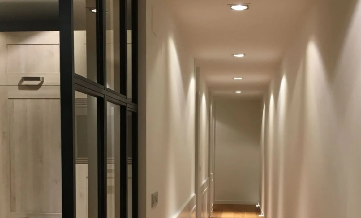 rendere luminoso un corridoio-HOOLED