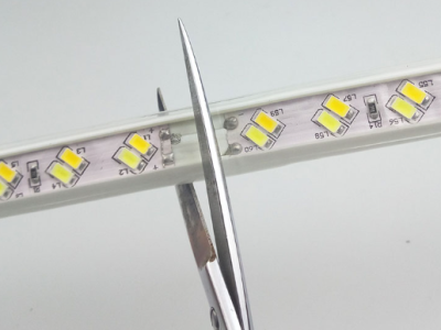 Cosa succede quando si taglia una striscia LED soffitto?-Approfondimenti--HOOLED