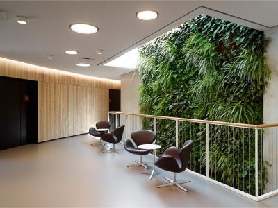 Verde interno e illuminazione dei corridoi-HOOLED