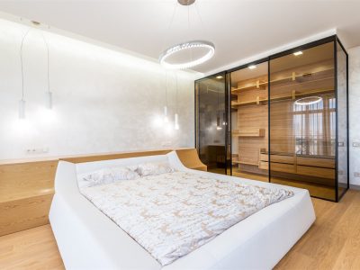 Selezione della potenza delle luci LED in camera da letto