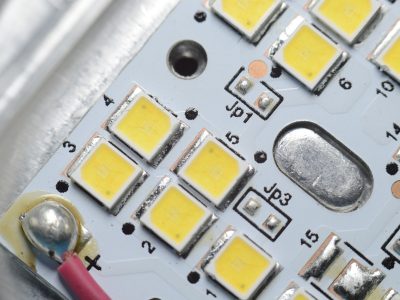 LED SMD (Superficially Mountable Device): Una guida completa-Guida-Guida all'illuminazione a LED-HOOLED
